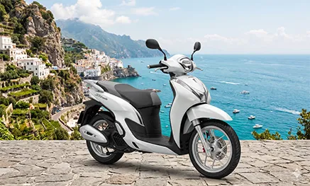 Honda SH Mode 125 for rent in Amalfi Coast